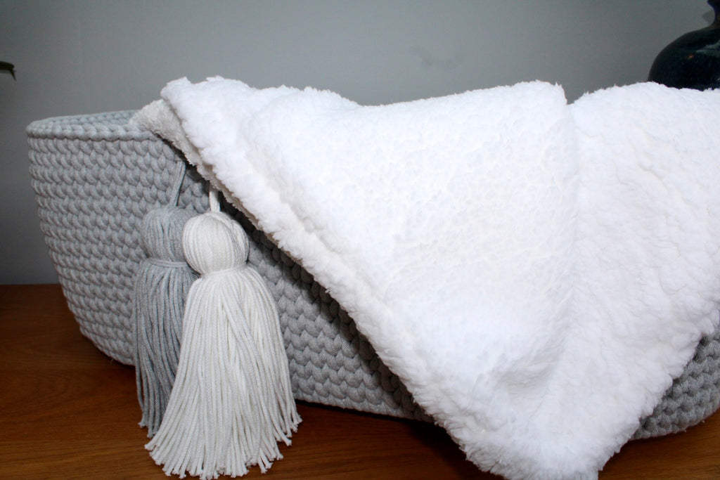 Pineapple Super Soft Blanket
